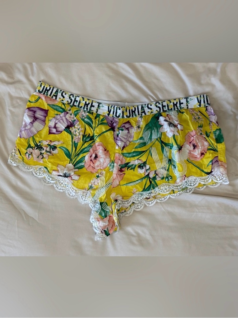 Victoria’s Secret Floral Lace Boyshort XL Yellow Cottagecore Coquette